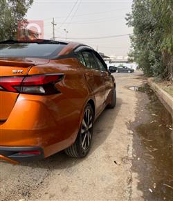 نيسان فيرسا